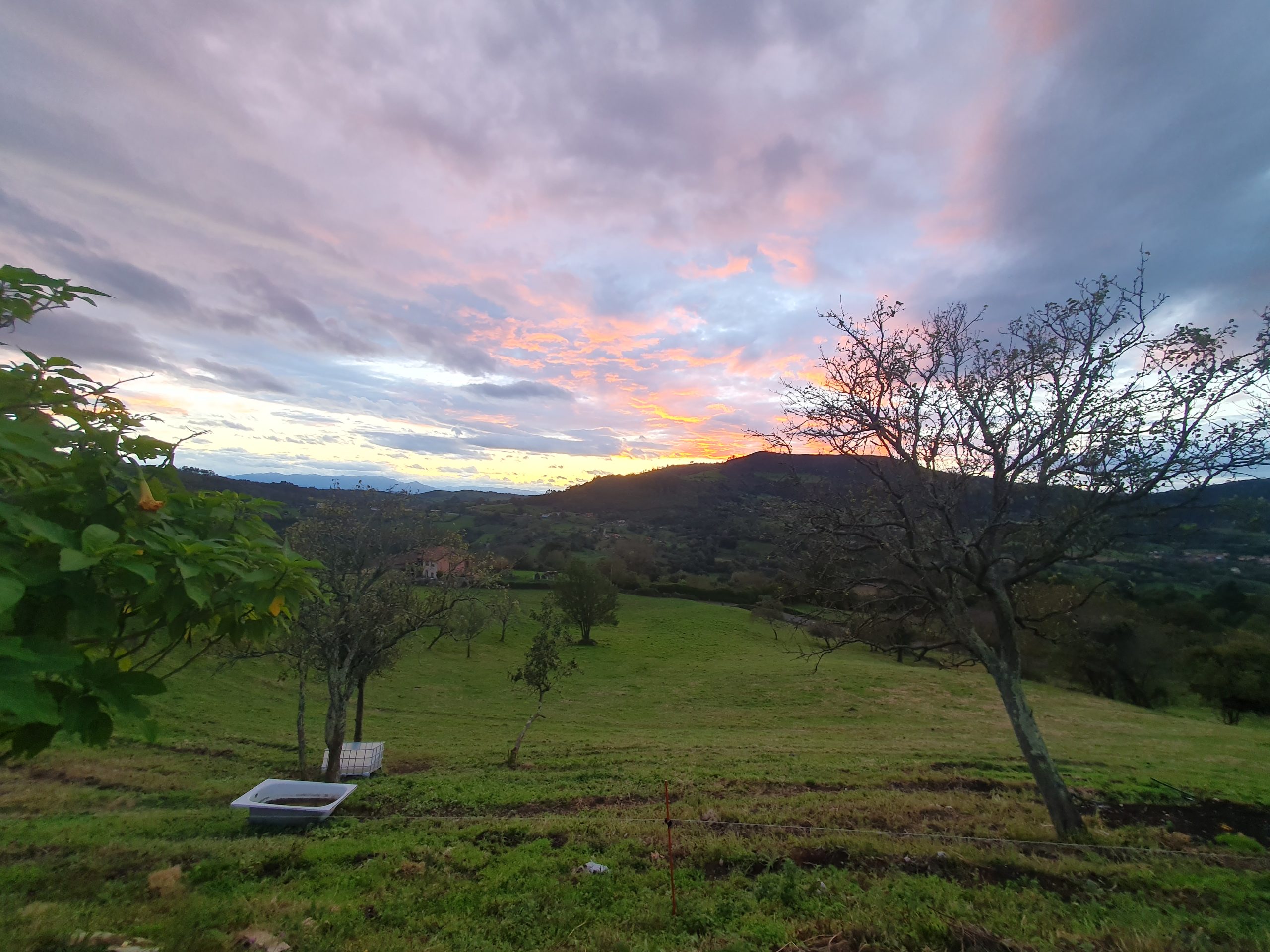 Atardecer sobre el valle